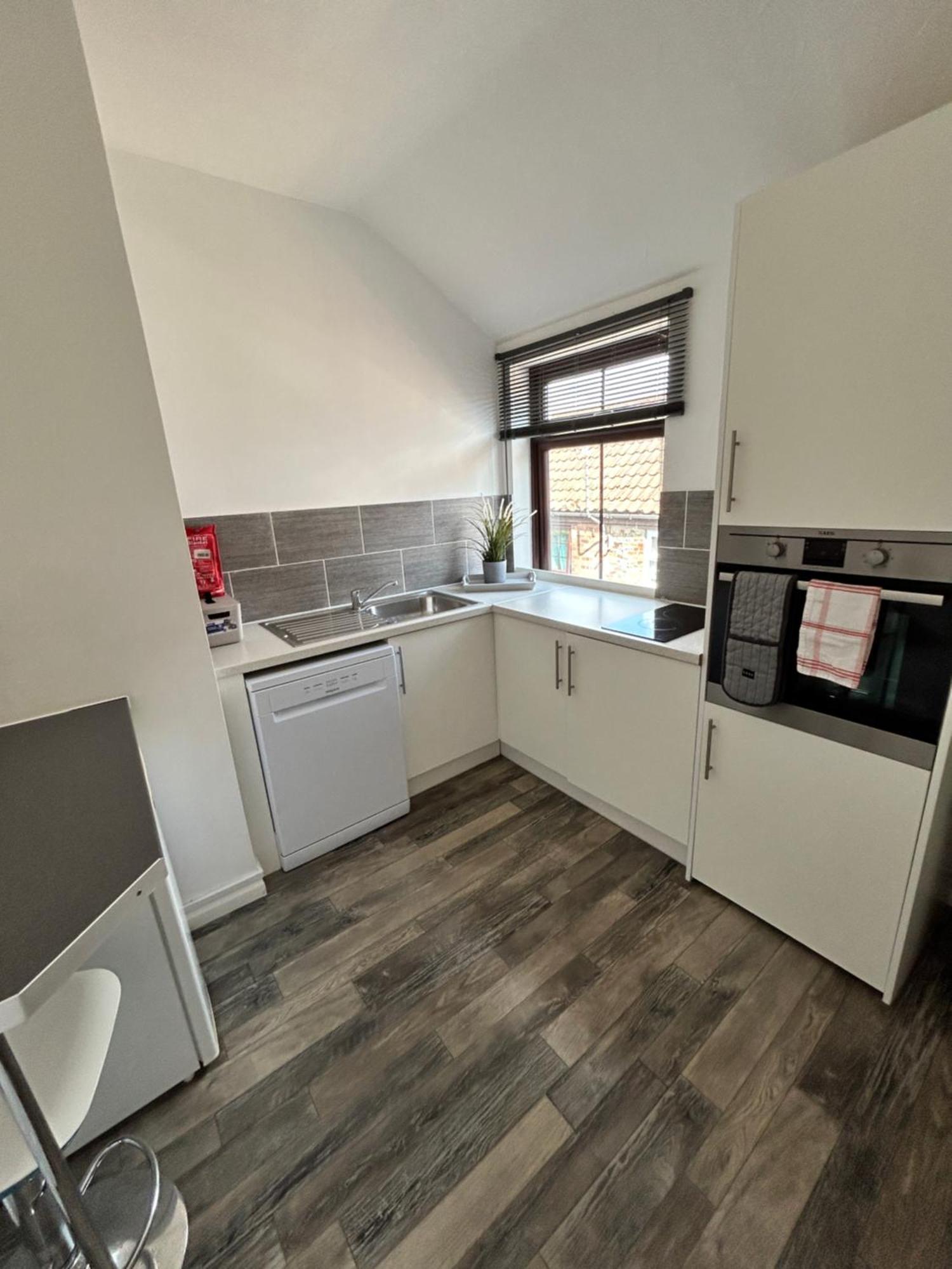 1St Floor Flat In Mews Apartamento Kessingland Exterior foto